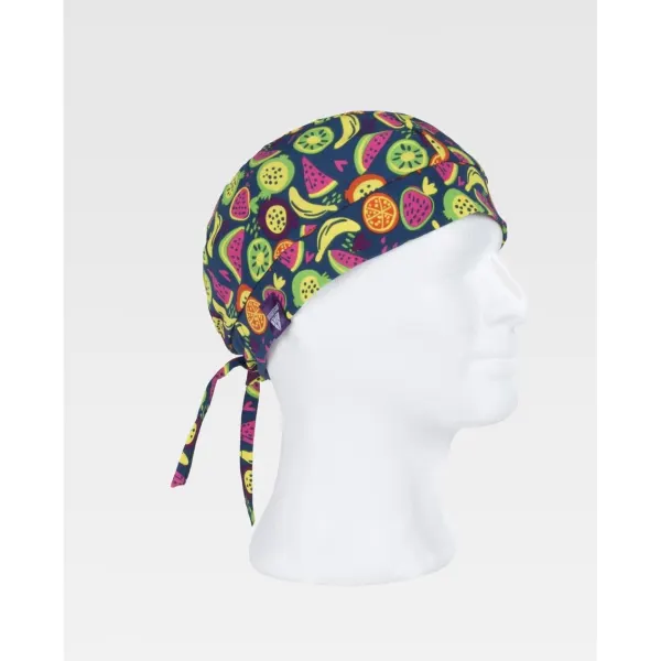 Bandana de tecido elástico e estampada.