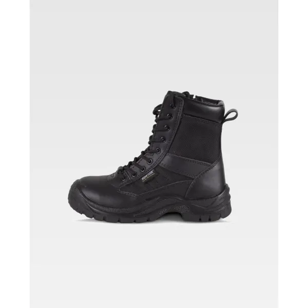 Bota de pele com fecho de correr lateral e cordões.