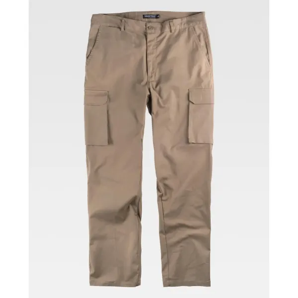 Calça tipo 'cargo' em tecido elástico