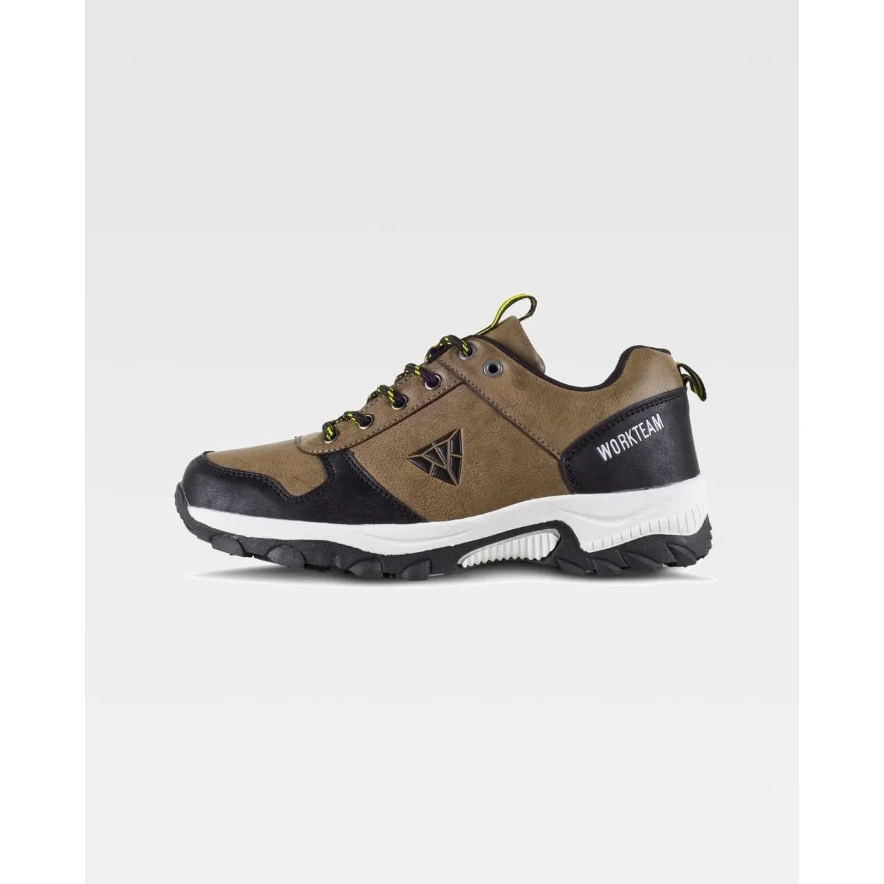 Sapato tipo trecking com cordões. — vista 3